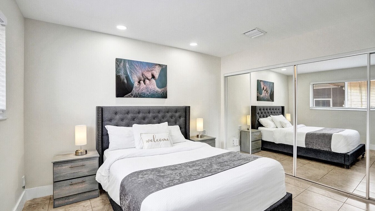 Photo of Bedroom in South Lake