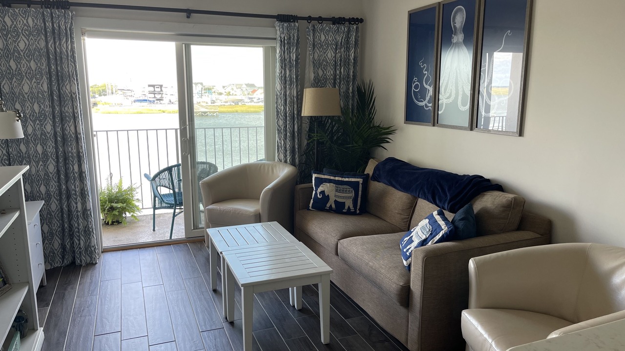 Photo of Livingroom in Stone Harbor