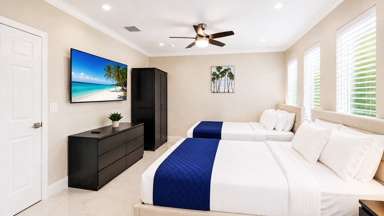 Photo of Bedroom in South Lake