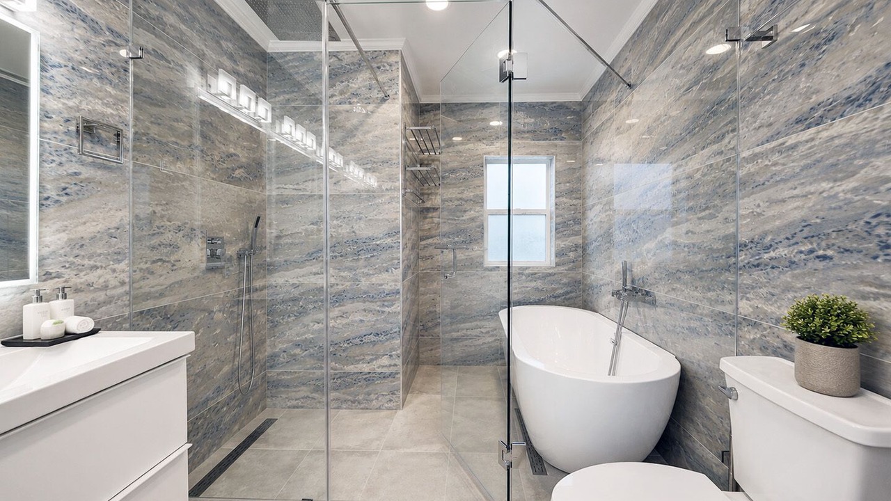 Photo of Bathroom in South Lake