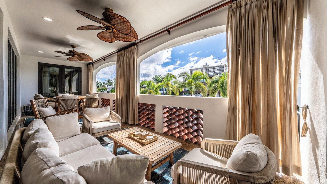 Photo of Patio Balcony in Seven Isles