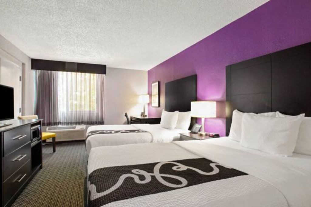 Photo of Bedroom in Miami Lakes
