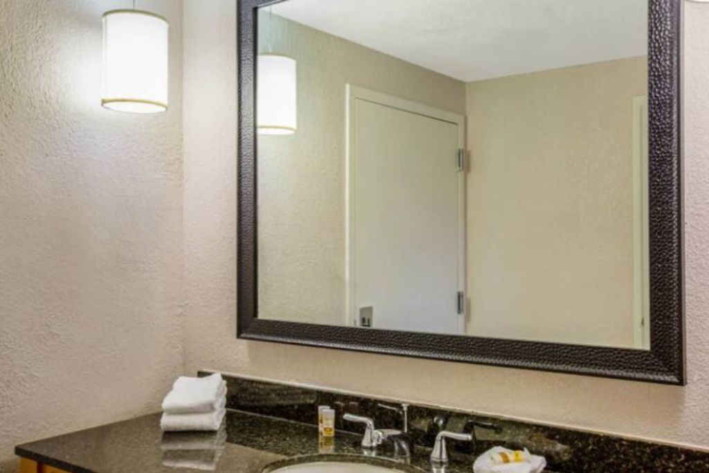 Photo of Bathroom in Miami Lakes