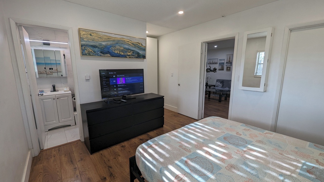 Photo of Bedroom in Coral Heights