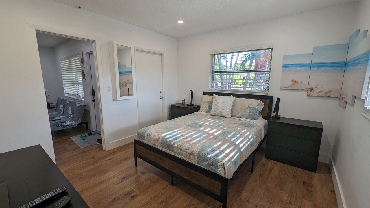 Photo of Bedroom in Coral Heights