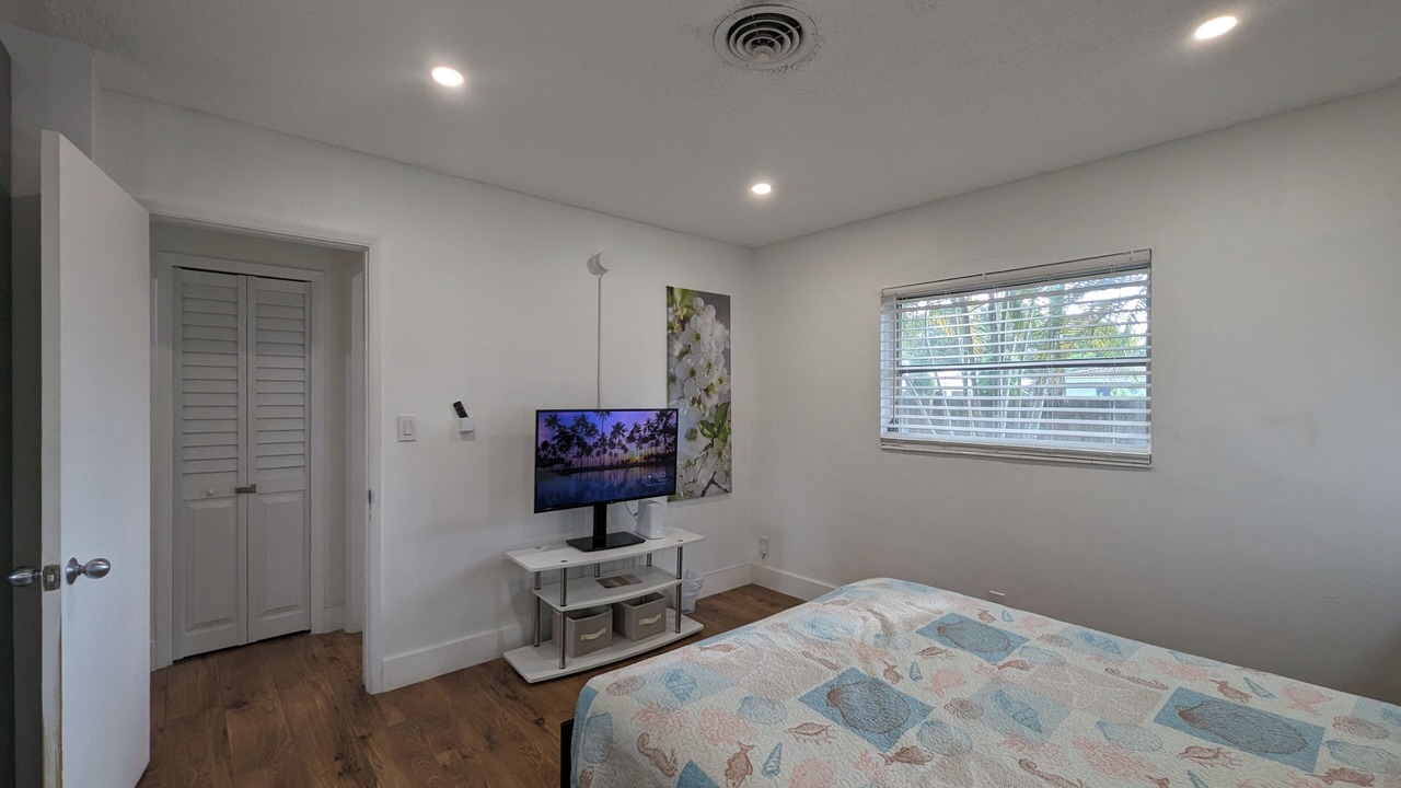Photo of Bedroom in Coral Heights