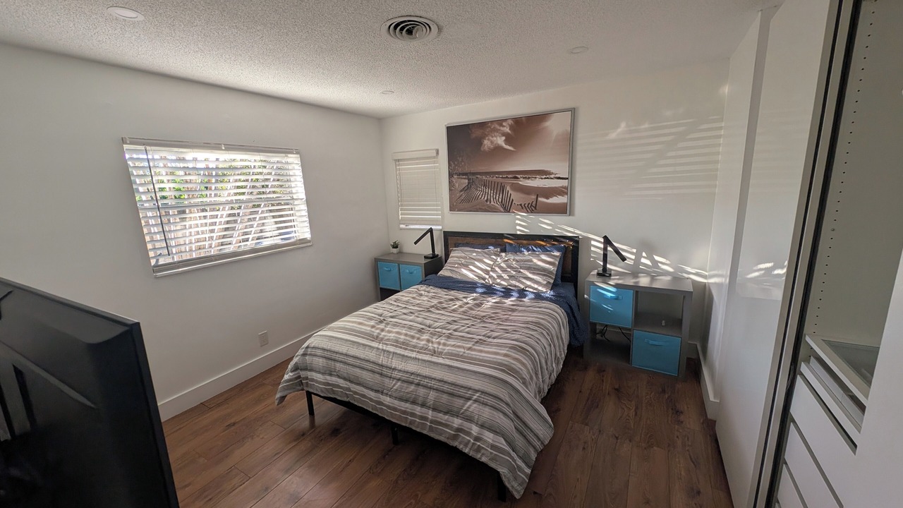 Photo of Bedroom in Coral Heights