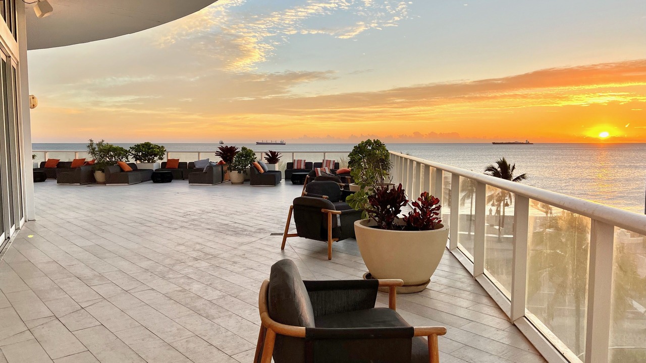 Photo of Patio Balcony in Central Beach