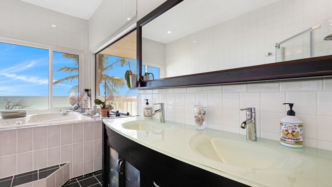 Photo of Bathroom in North Beach