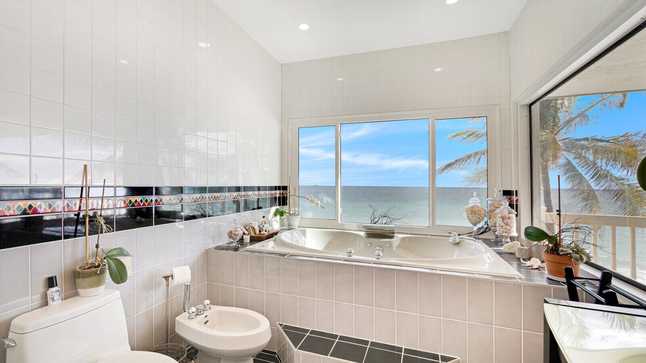 Photo of Bathroom in North Beach