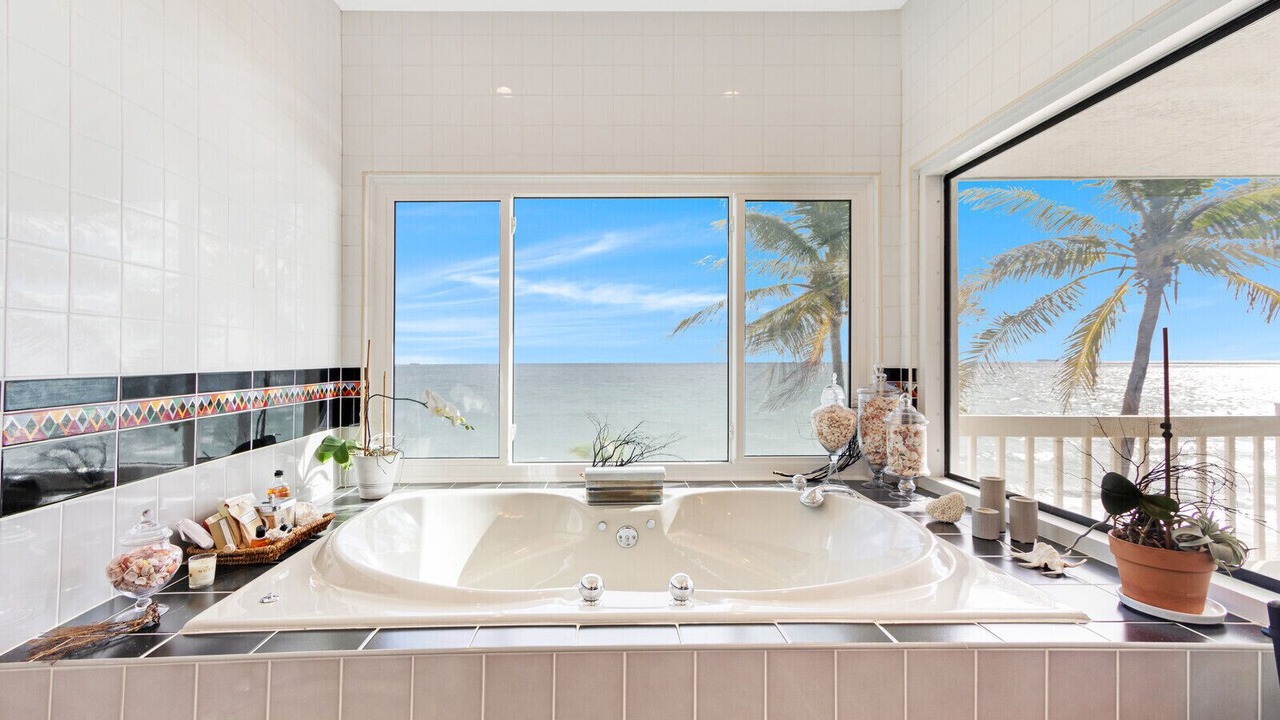 Photo of Bathroom in North Beach