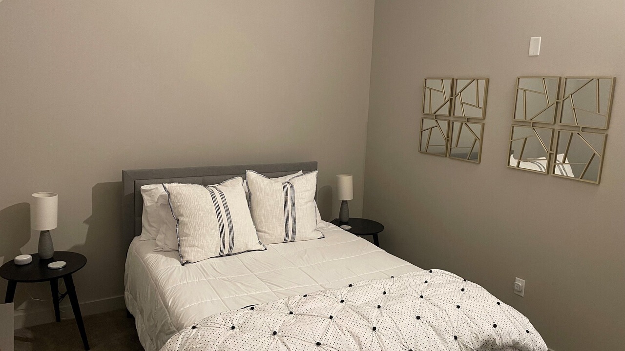 Photo of Bedroom in East Avenue