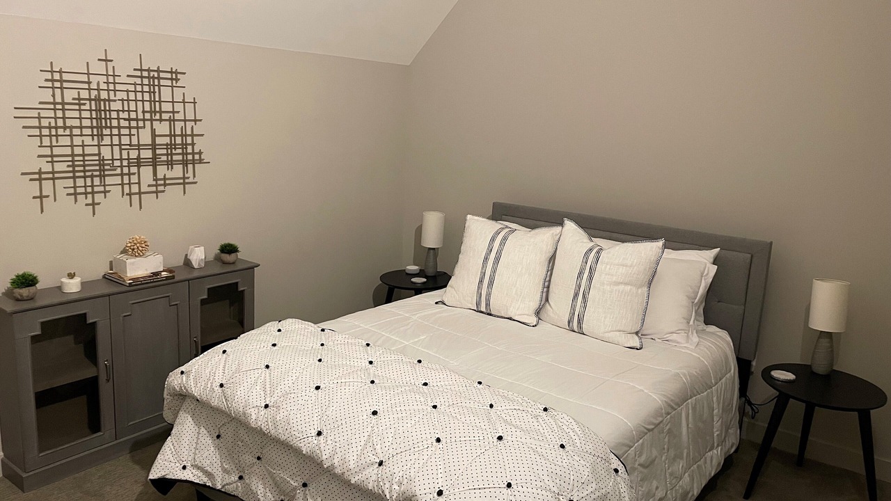 Photo of Bedroom in East Avenue