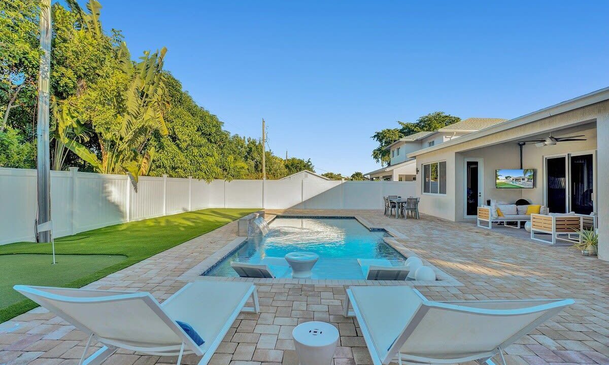 Photo of Outdoor in Pompano Beach