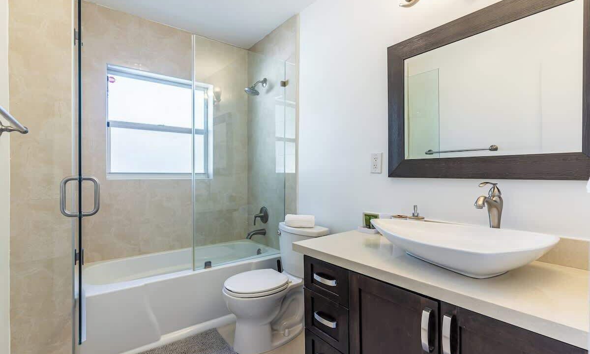 Photo of Bathroom in Coral Ridge