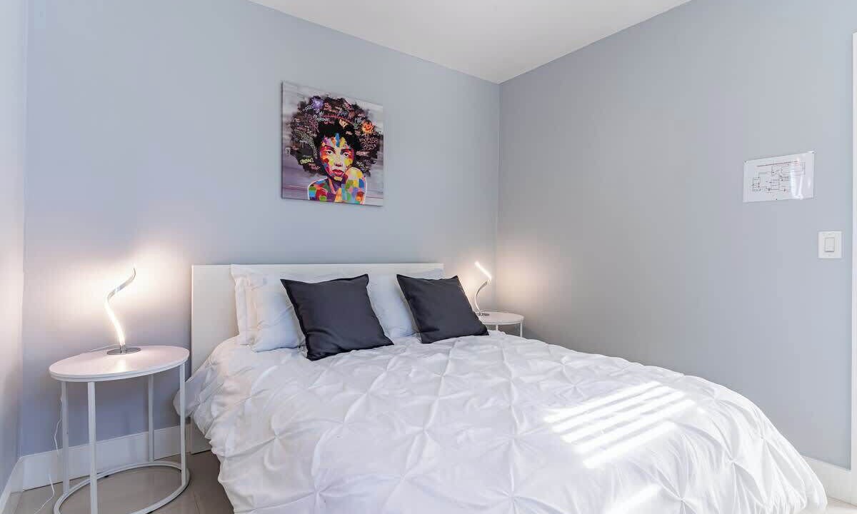 Photo of Bedroom in Coral Ridge