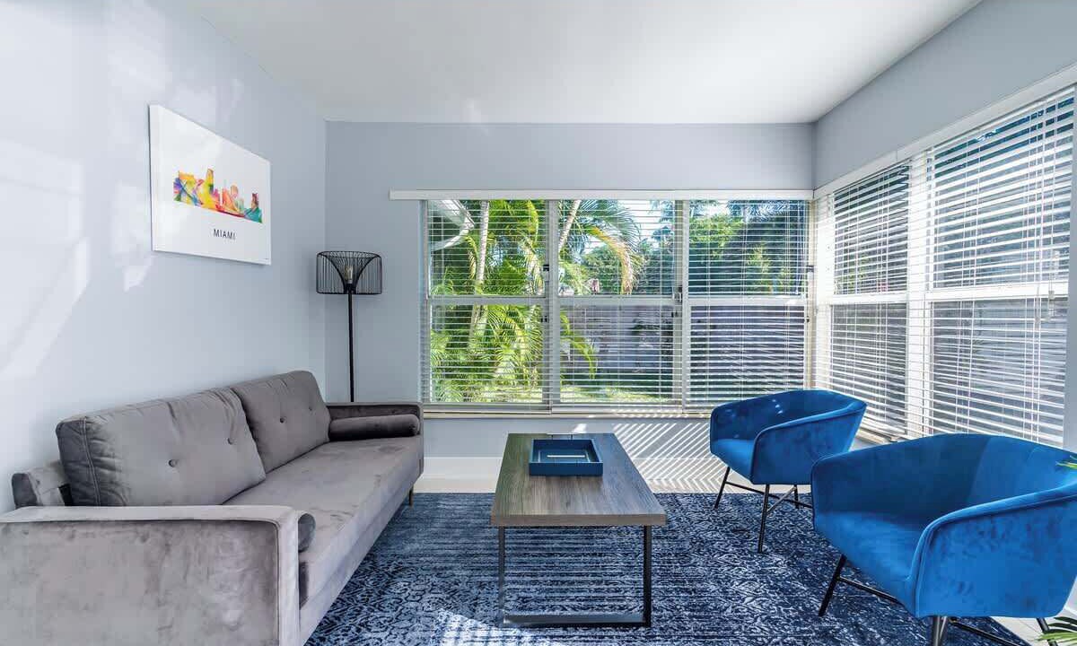 Photo of Livingroom in Coral Ridge