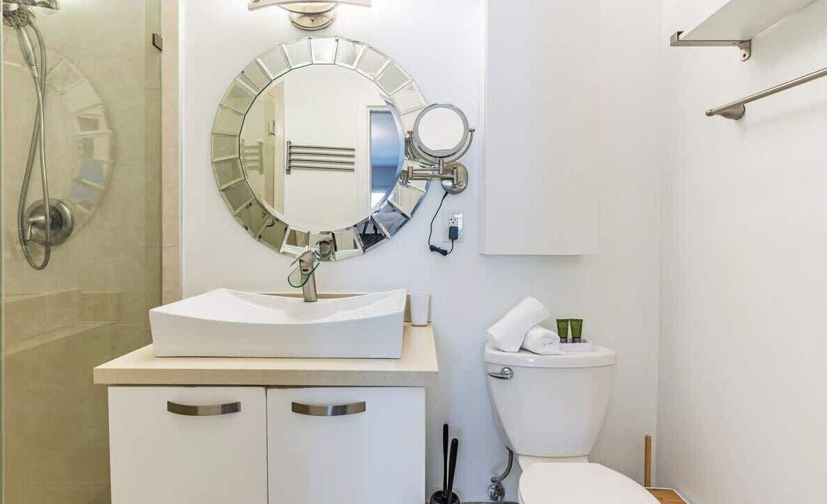Photo of Bathroom in Coral Ridge
