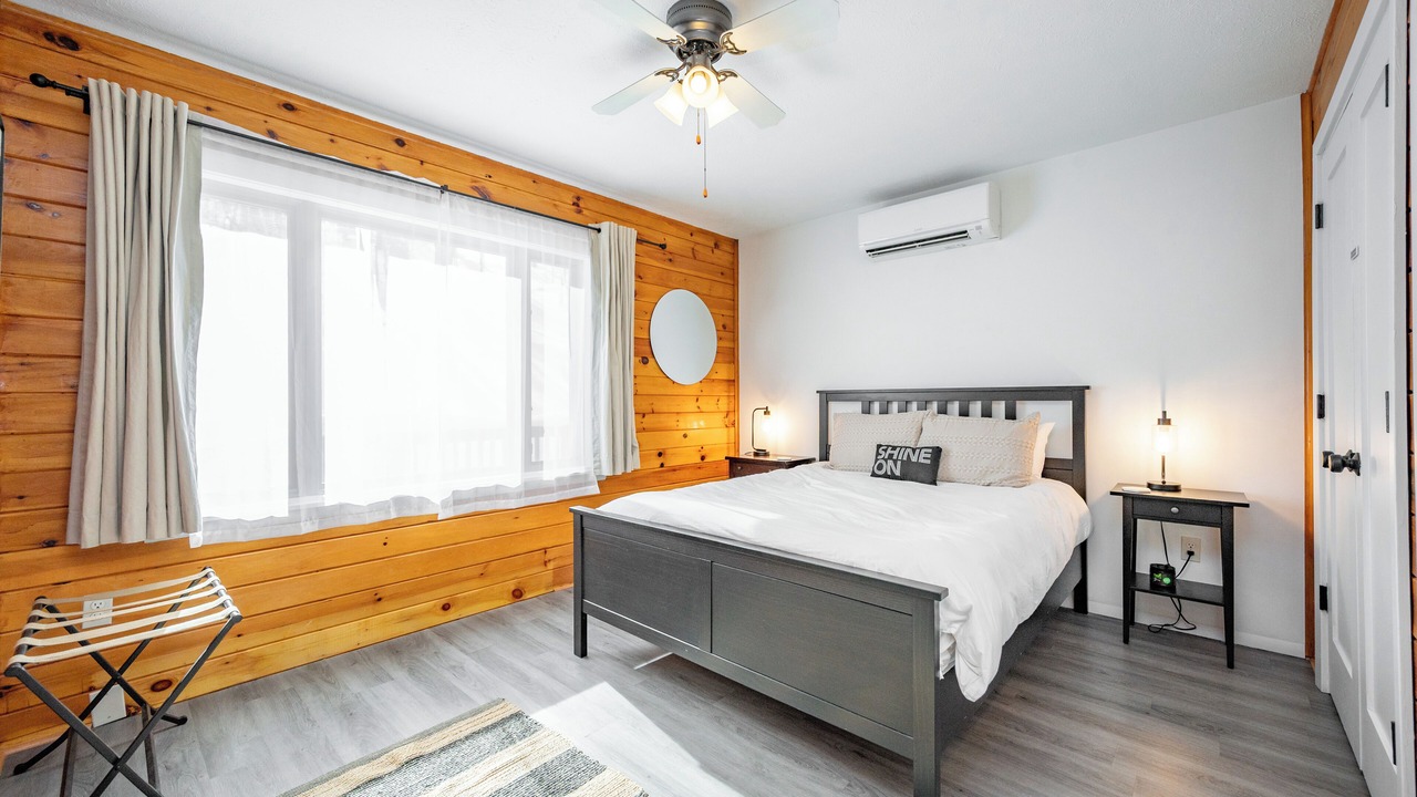 Photo of Bedroom in McHenry