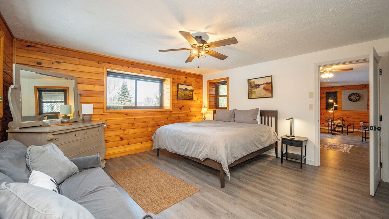 Photo of Bedroom in McHenry