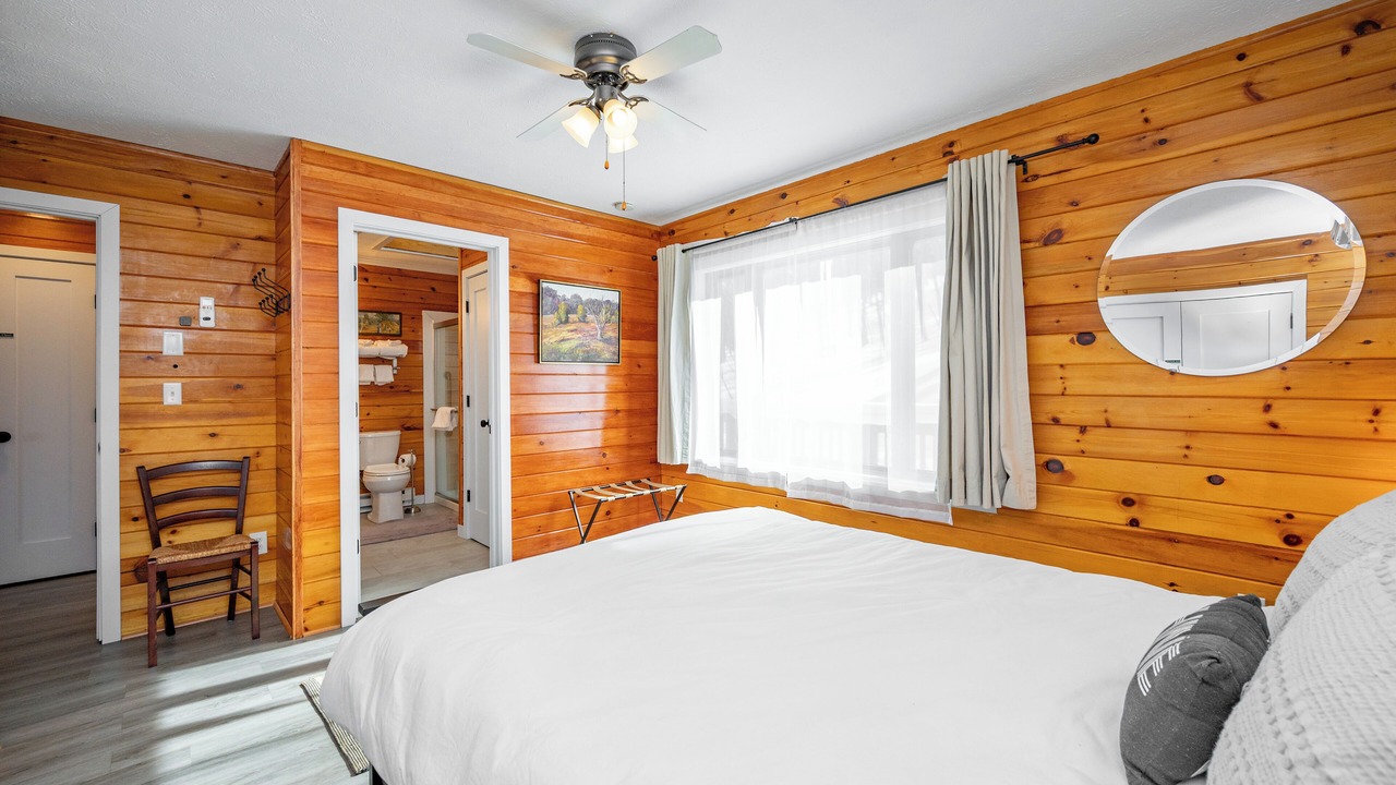 Photo of Bedroom in McHenry