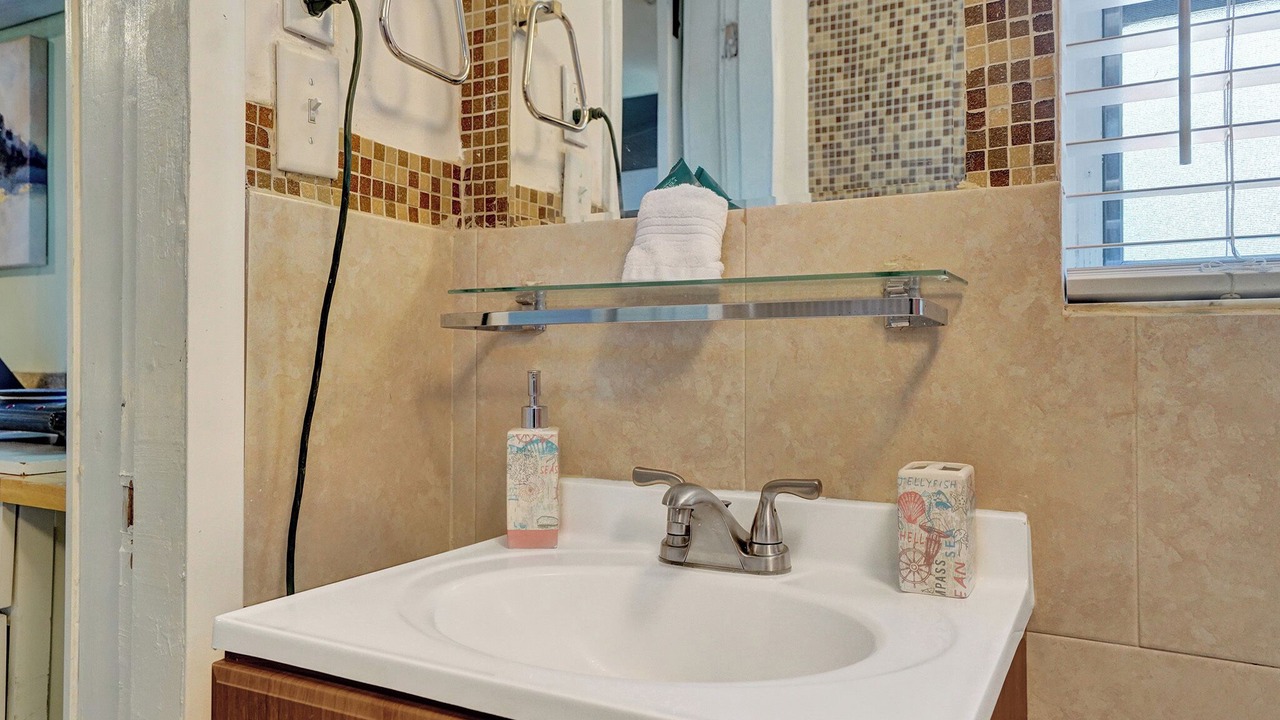 Photo of Bathroom in Coral Heights