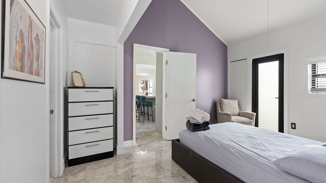 Photo of Bedroom in Allapattah
