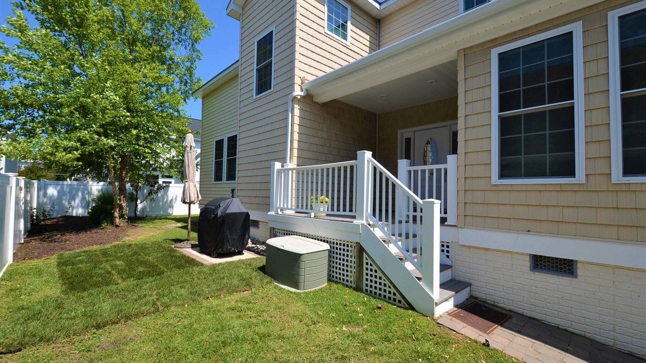 Photo of Outdoor in Country Club Estates