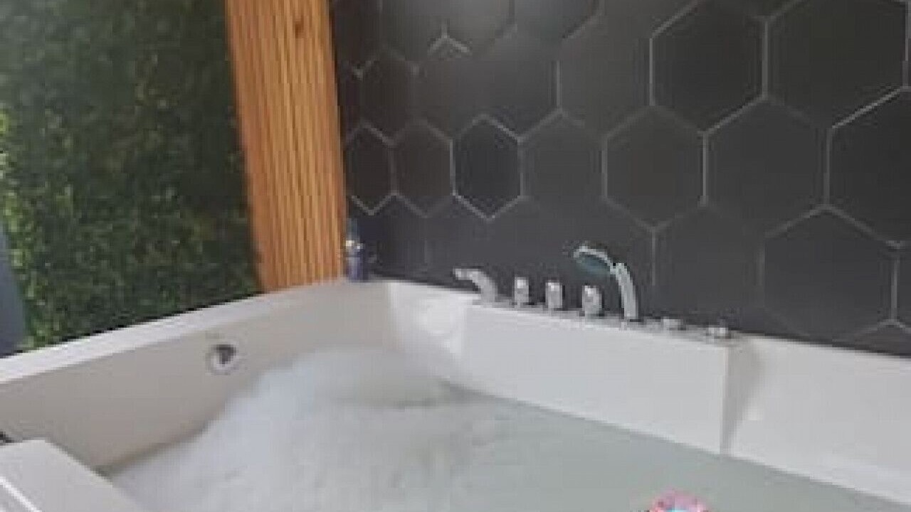 Photo of Bathroom in Victoria Park