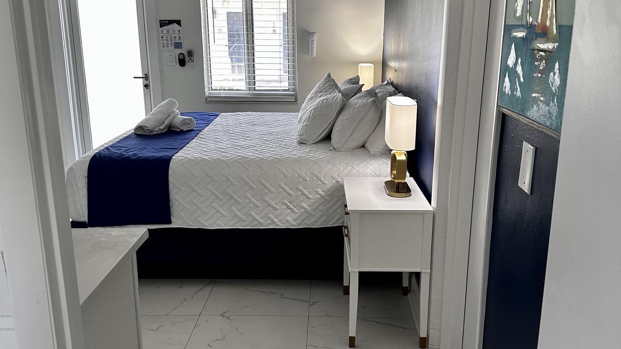 Photo of Bedroom in Lauderdale-by-the-Sea