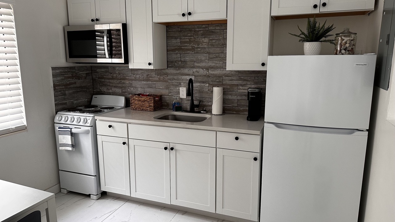 Photo of Kitchen in Lauderdale-by-the-Sea