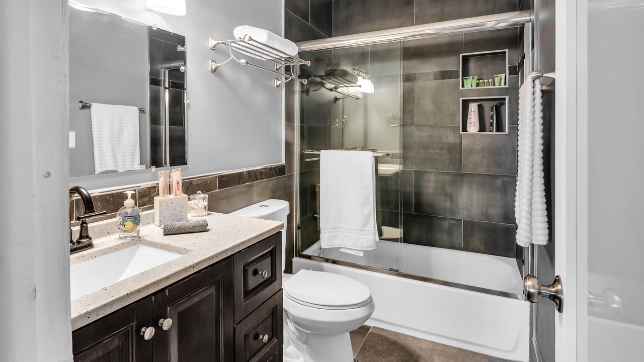 Photo of Bathroom in Middle River Terrace