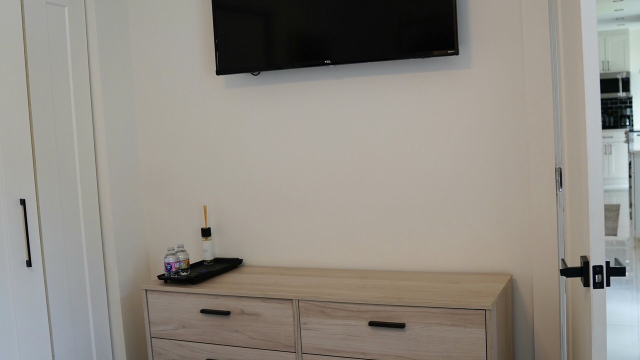 Photo of Bedroom in Miami Gardens