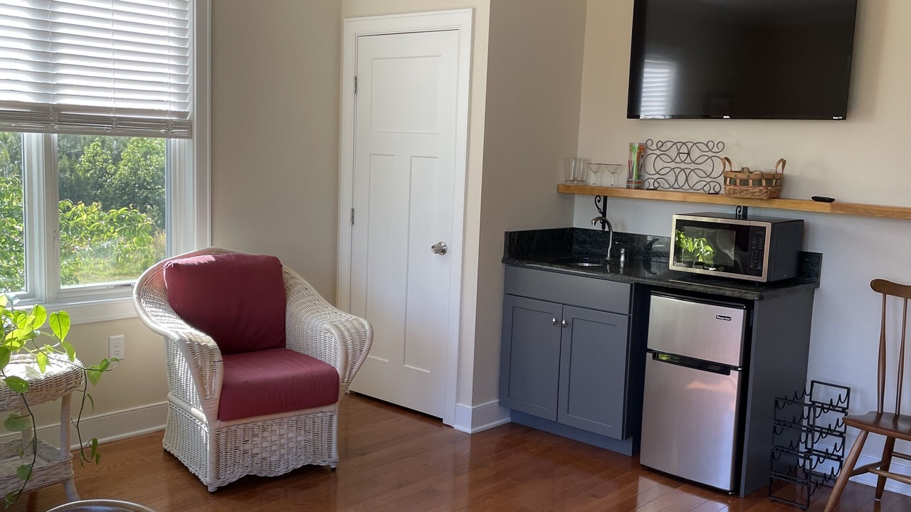 Photo of Livingroom in White Stone