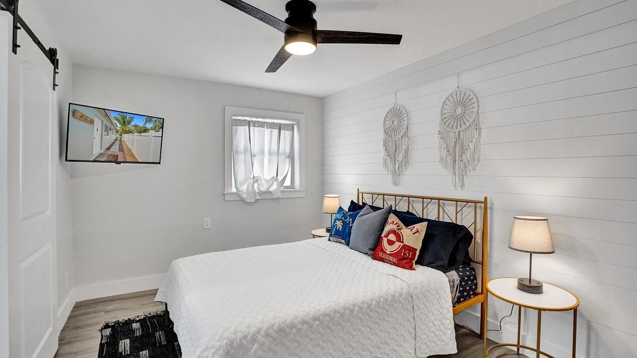 Photo of Bedroom in Deerfield Beach