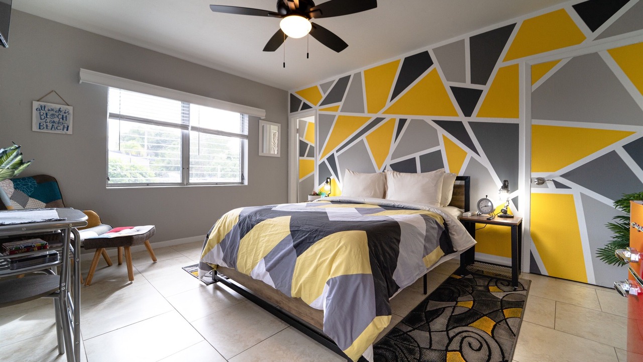 Photo of Bedroom in Poinsettia Heights