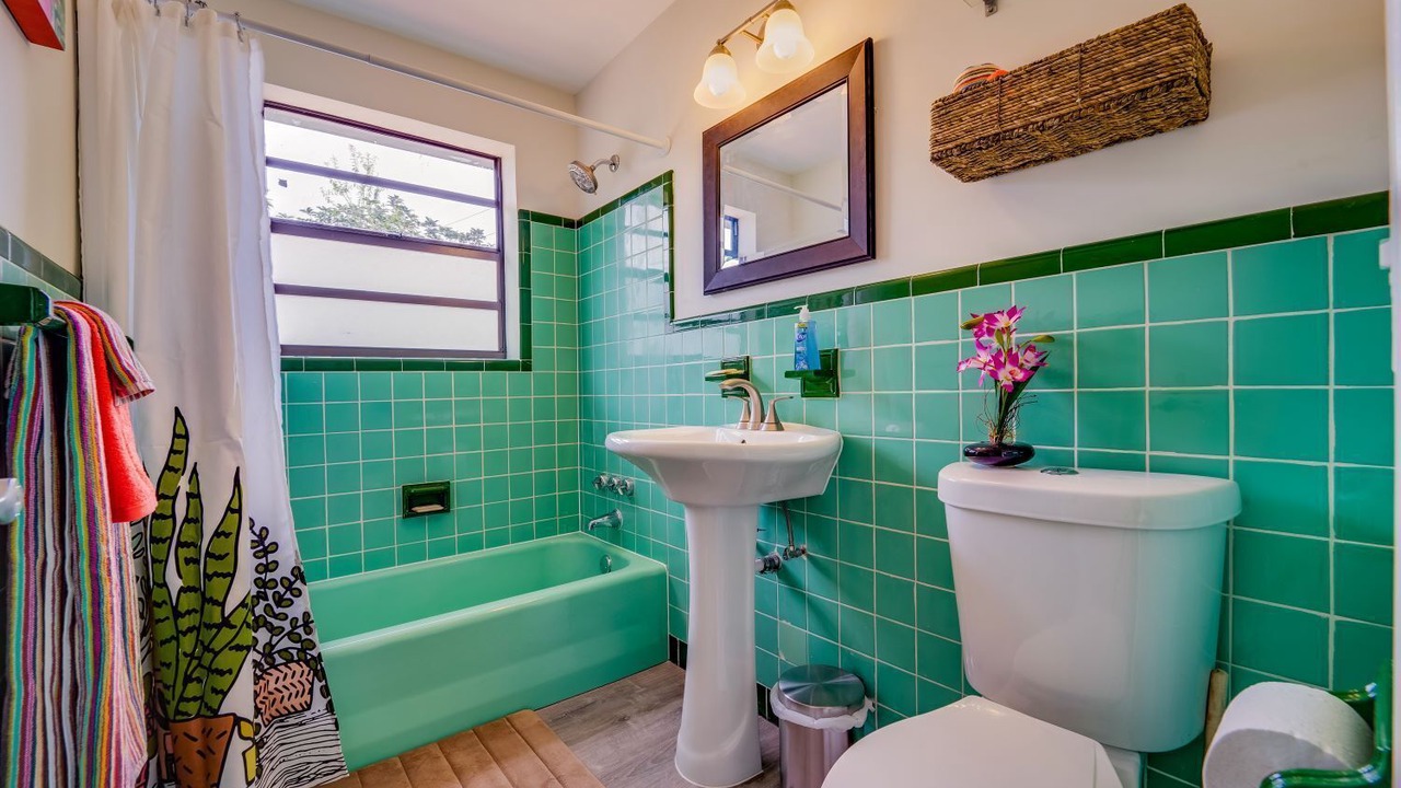 Photo of Bathroom in Middle River Terrace