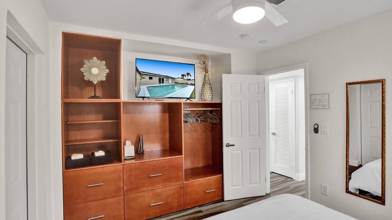 Photo of Bedroom in Coral Ridge Isles