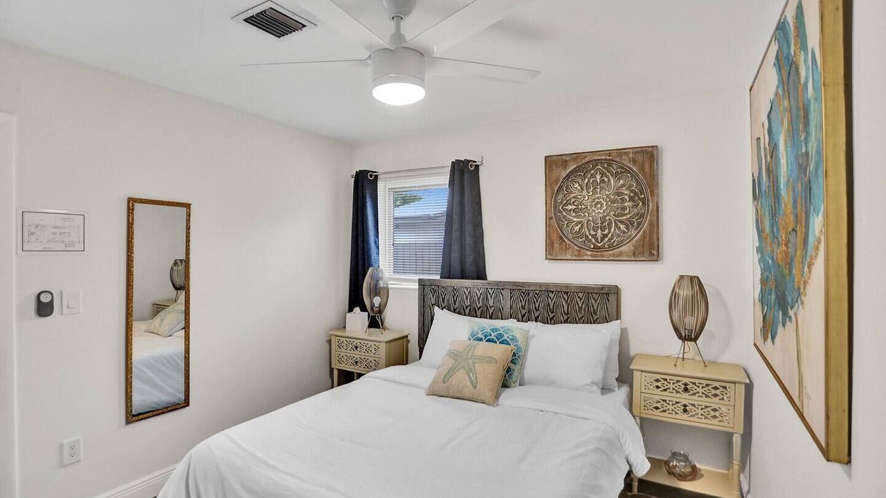 Photo of Bedroom in Coral Ridge Isles