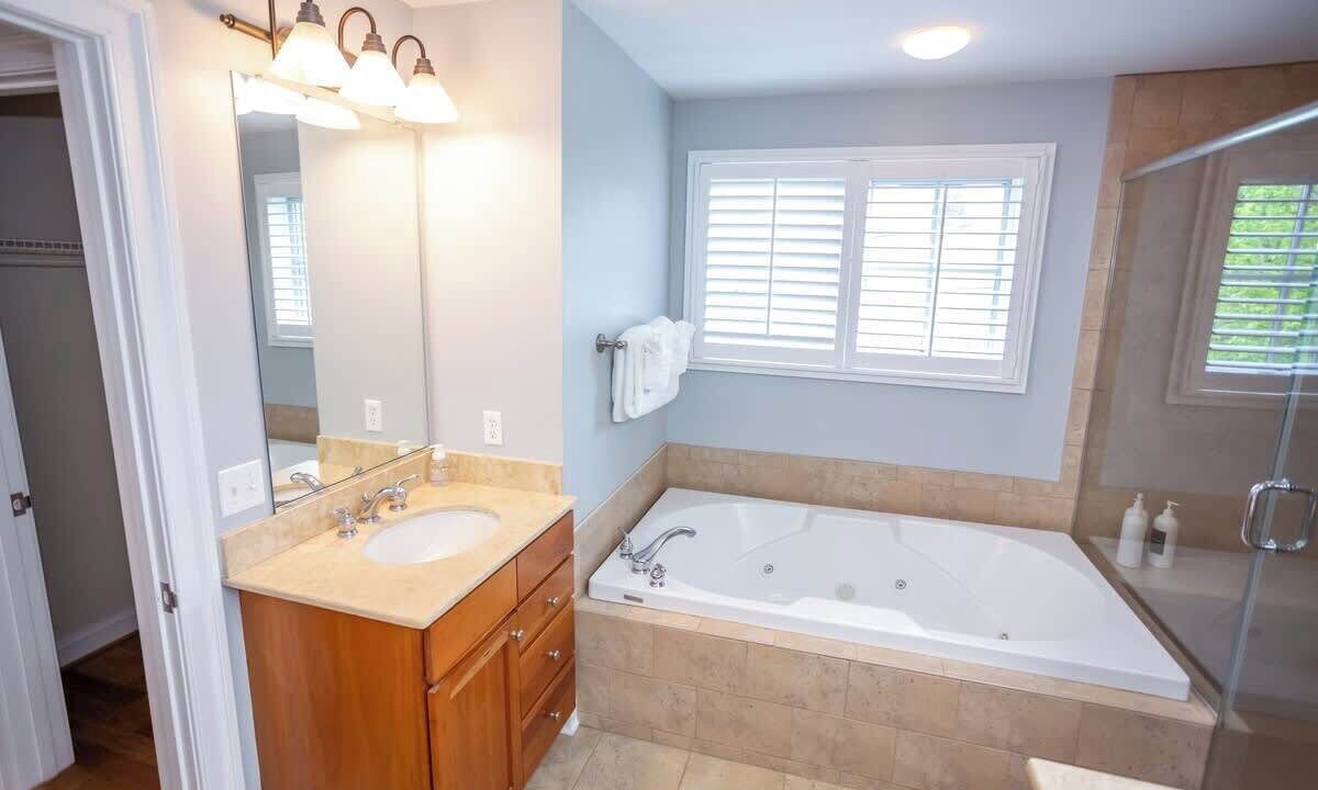 Photo of Bathroom in West Annapolis