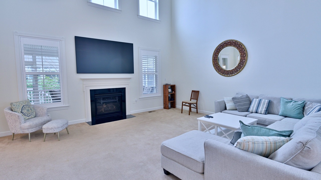 Photo of Livingroom in The Commons