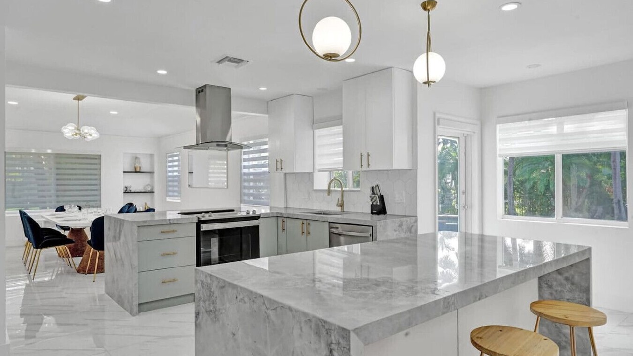 Photo of Kitchen in Hollywood Lakes