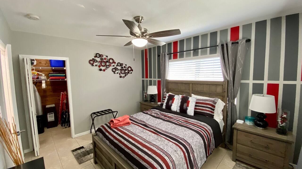 Photo of Bedroom in Poinsettia Heights