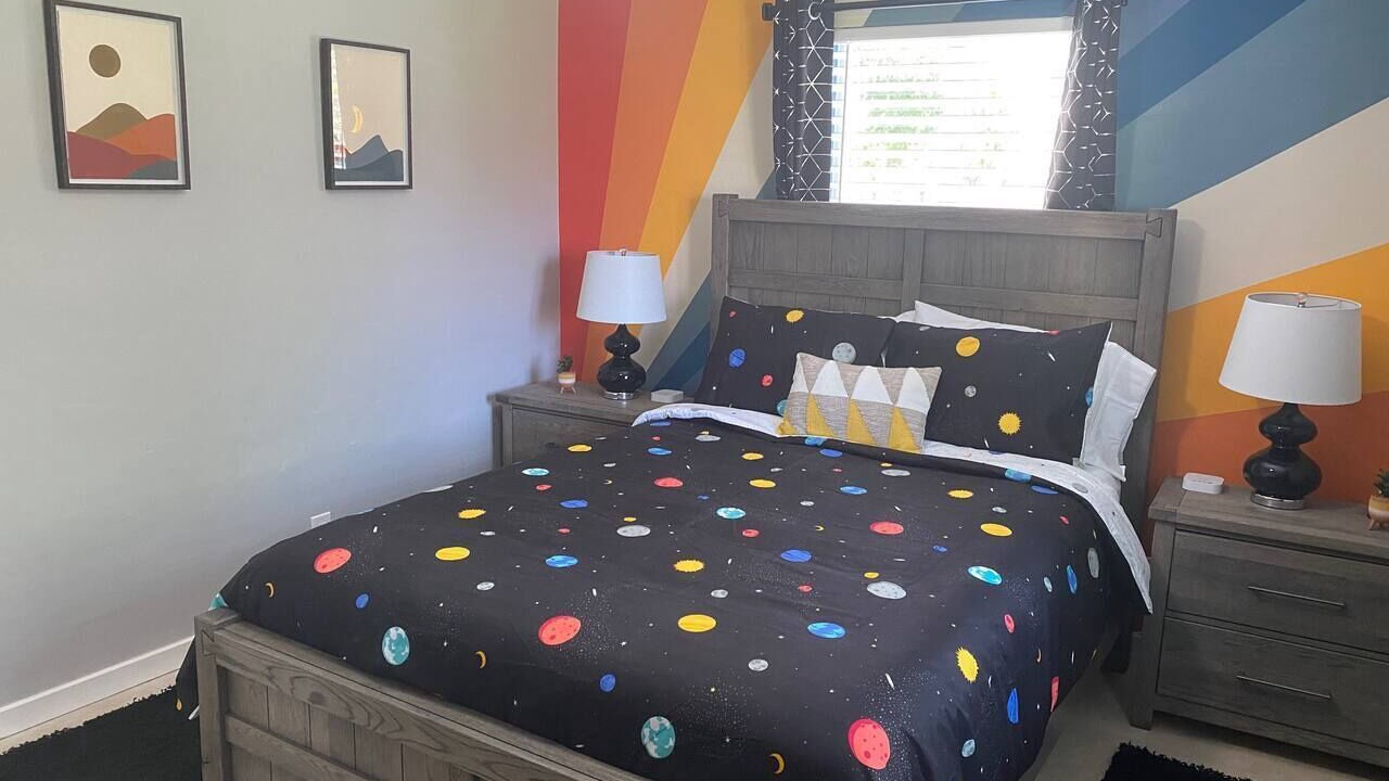 Photo of Bedroom in Poinsettia Heights