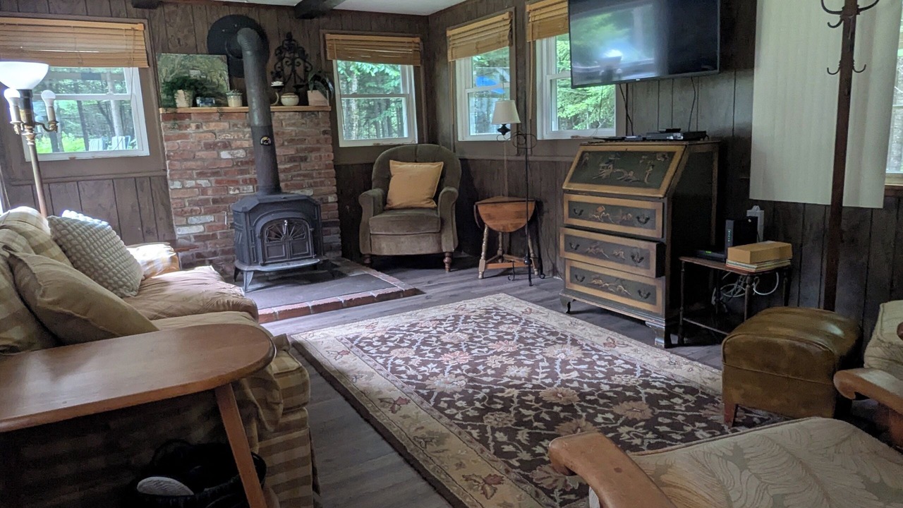 Photo of Livingroom in Indian Lake
