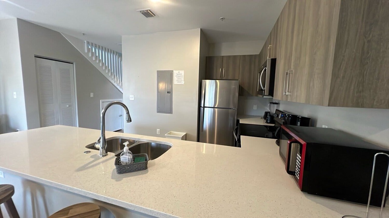 Photo of Kitchen in Golden Glades