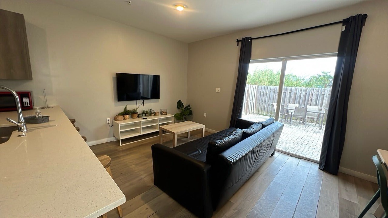 Photo of Livingroom in Golden Glades