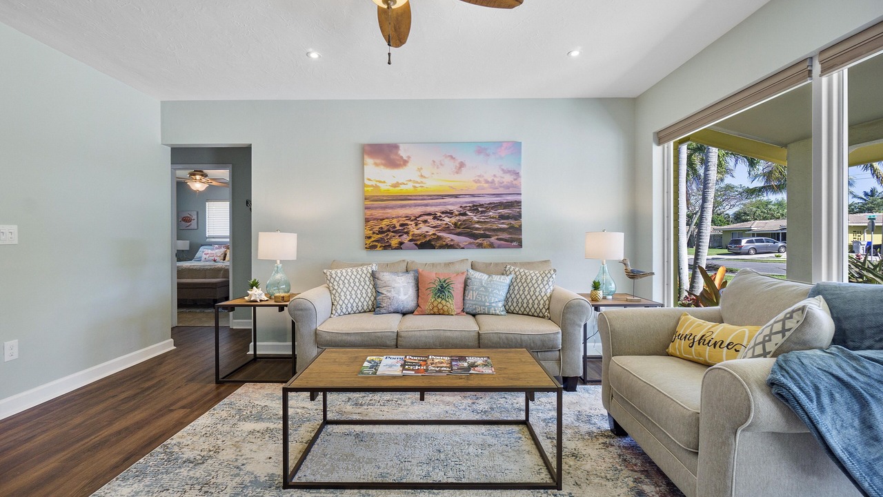 Photo of Livingroom in Garden Isles