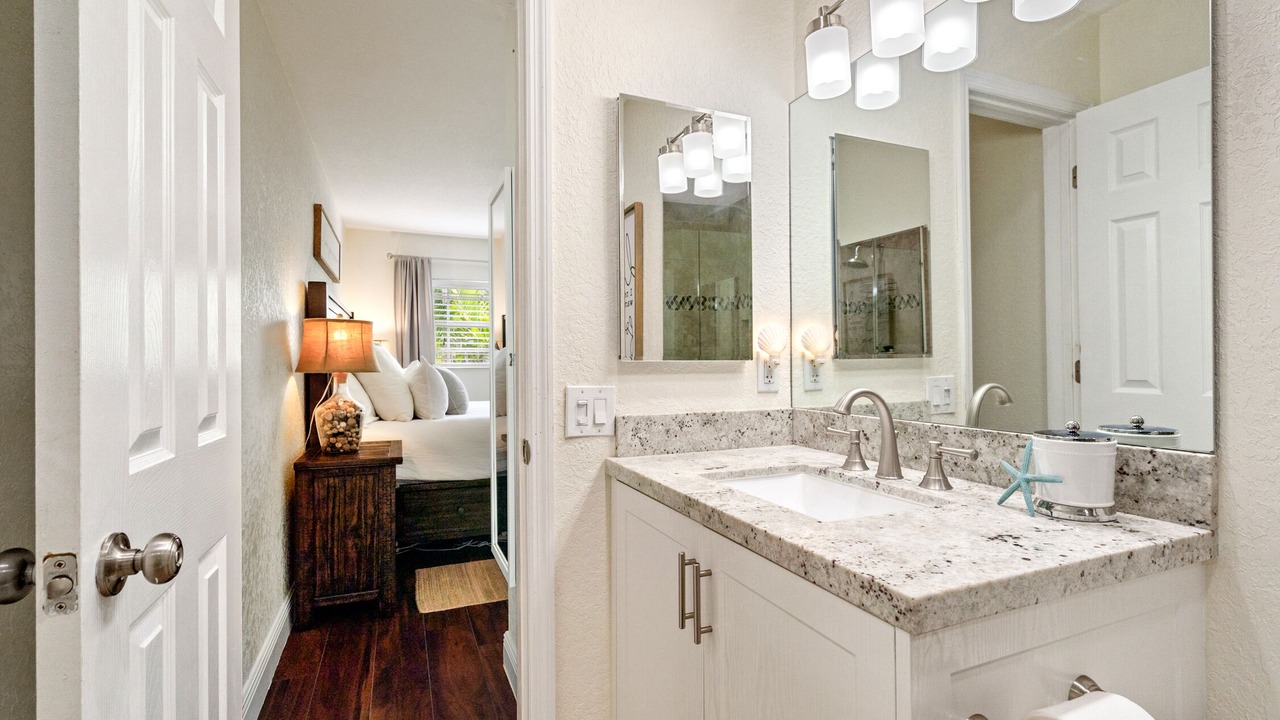 Photo of Bathroom in Plantation