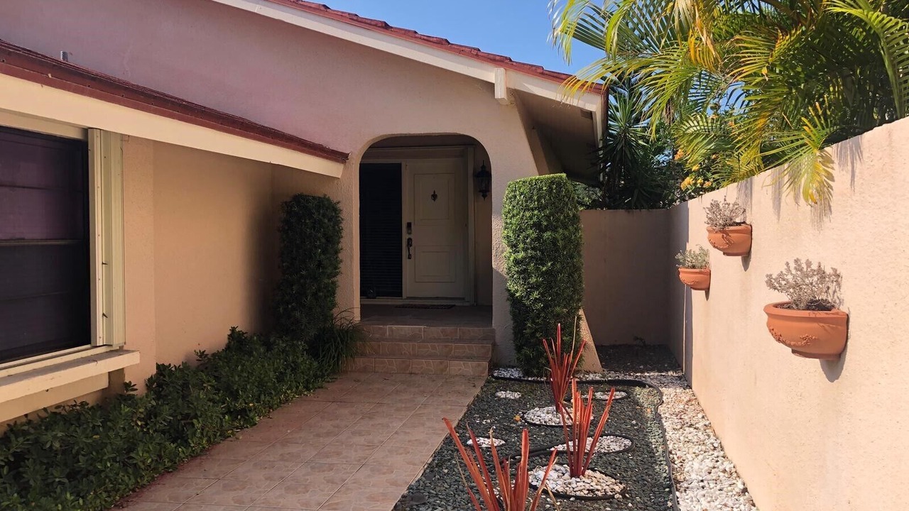 Photo of Outdoor in Deerfield Beach